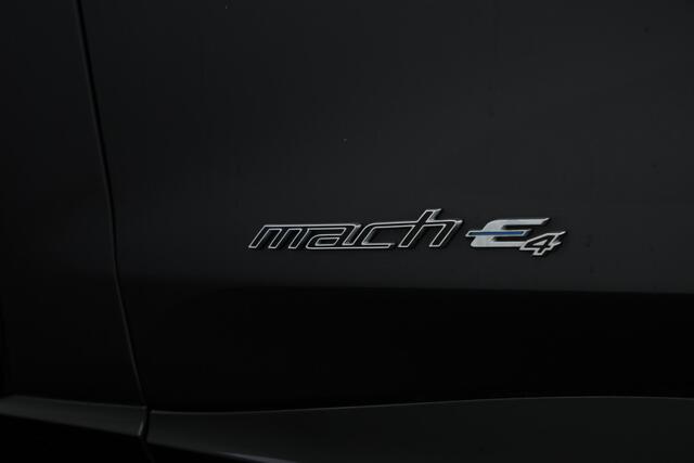 Ford MUSTANG Mach-E AWD 75 kWh
