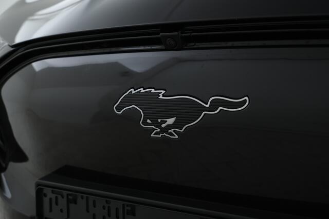 Ford MUSTANG Mach-E AWD 75 kWh