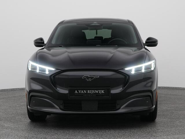 Ford MUSTANG Mach-E Premium AWD 75 kWh | CAMERA | ADAPTIVE | STOEL- EN STUURVERW.
