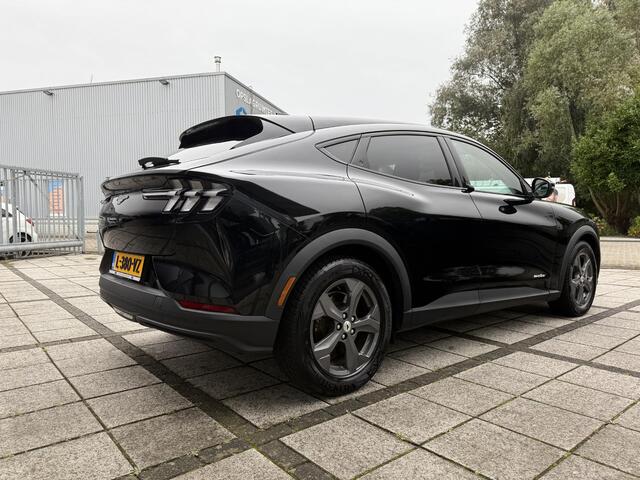 Ford MUSTANG Mach-E Aut. 75kWh | Leder | Navi | B&O Sound | 360 Camera |