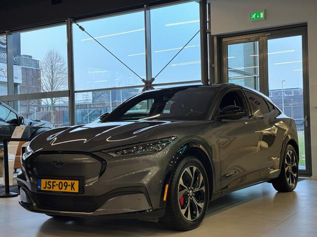 Ford MUSTANG Mach-E Extended AWD 98 kWh PANO, B&O, 360, ACC