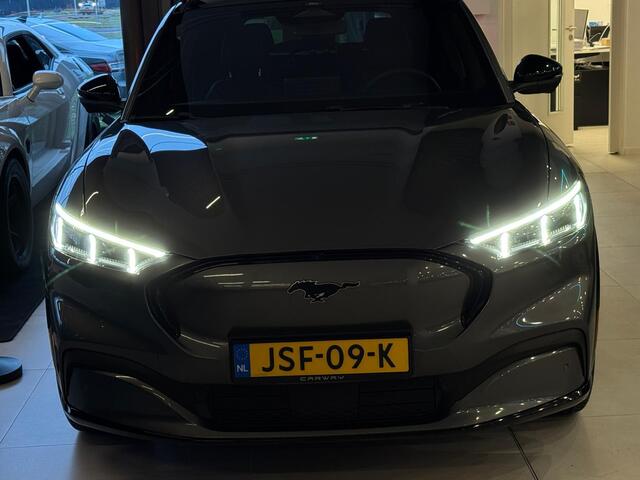 Ford MUSTANG Mach-E Extended AWD 98 kWh PANO, B&O, 360, ACC