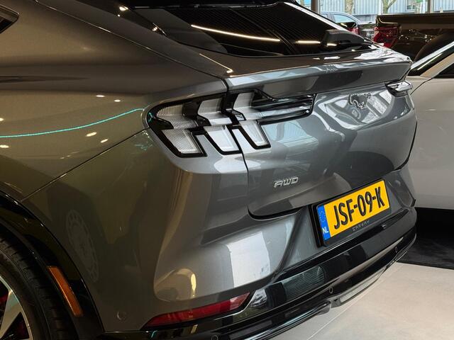 Ford MUSTANG Mach-E Extended AWD 98 kWh PANO, B&O, 360, ACC