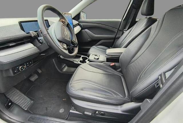 Ford MUSTANG Mach-E RWD 75 kWh 269pk | Technology Pack + | Adaptieve cruise |