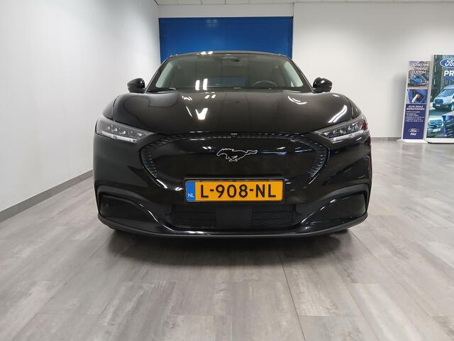 Ford MUSTANG Mach-E RWD 75 kWh * Tech Pack * Trekhaak afneembaar* B&O geluid *