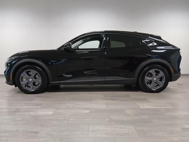 Ford MUSTANG Mach-E RWD 75 kWh * Tech Pack * Trekhaak afneembaar* B&O geluid *