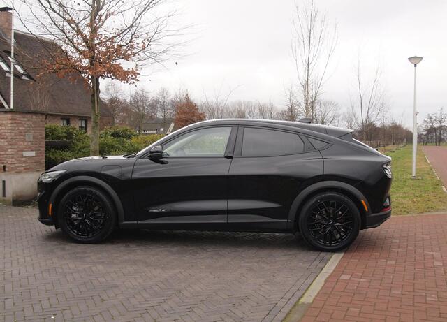 Ford MUSTANG Mach-E Extended RWD 98 kWh | SOH 94% | Panoramadak | Bang & Olufsen | 360 Camera | Apple Carplay |