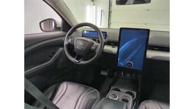 Ford MUSTANG Mach-E RWD 75 kWh Technology+ | Trekhaak | Panorama | Leder | B&O Sound |