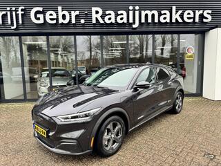 ford-mustang-mach-e-extended-rwd-98