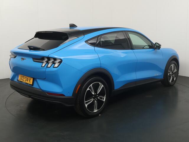 Ford MUSTANG Mach-E RWD 75 kWh 268 pk | Adapt. cruise | LED | 360° Camera | Apple Carplay draadloos | Stuurverw. | Stoelverw. |
