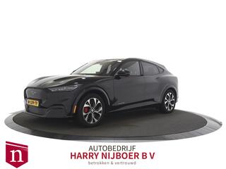 ford-mustang-mach-e-awd-75-kwh-trek