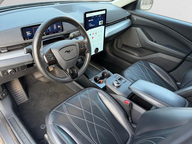 Ford MUSTANG Mach-E Extended RWD 98 kWh SOH 93%, 360 Camera, Bang & Olufsen, Lederen bekleding, Stuur/Stoelverwarming