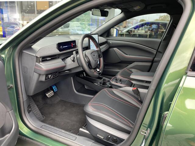 Ford MUSTANG Mach-E Extended Premium RWD 88 kWh ¤2.000,- VOORDEEL! | Blue Cruise voorbereiding | 360 canera | Voorstoelen elektrisch / Voorruit-, stoel en stuurverwarming