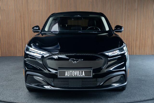 Ford MUSTANG Mach-E RWD 75 kWh B&O - Panoramadak - 360 Camera - Trekhaak afneembaar