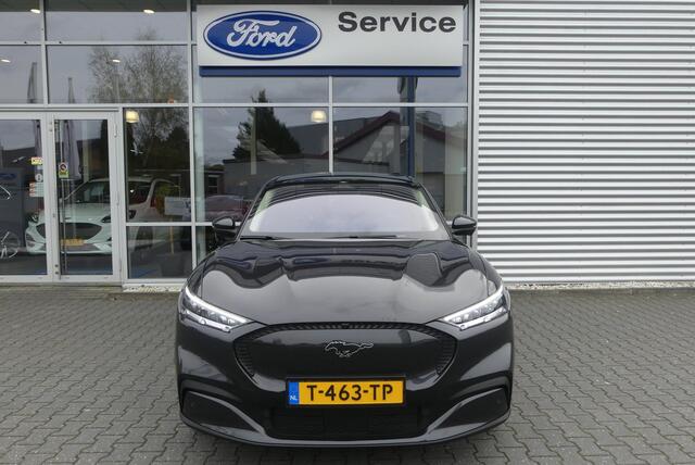 Ford MUSTANG Mach-E Extended Premium RWD 98 kWh TREKHAAK AFNEEMBAAR (1.000KG), PANO, 360° CAMERA, MEMORY, WINTER PACK, ADAPT. CRUISE, CLIMA, NAVI, PDC V&A, APPLE CARPLAY/ANDROID AUTO, BLIS, KEYLESS, B&O, ELEKT. ACHTERKLEP, ELEKT. PASSAGIERSSTOEL, 38.851KM