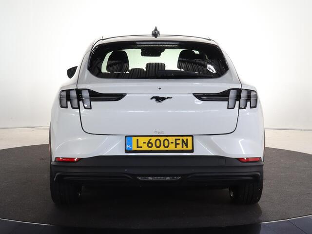 Ford MUSTANG Mach-E Extended RWD 98 kWh | B&O | Parkeercamera 360° | Navigatie | Cruise Control Adaptief |