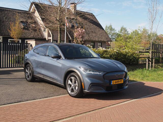 Ford MUSTANG Mach-E Extended RWD 98 kWh | SOH 94% | Panoramadak | 360 Camera | Bang & Olufsen | Apple Carplay | Cruise Control |