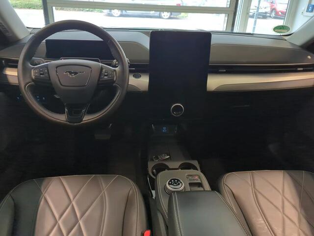 Ford MUSTANG Mach-E Extended RWD 98 kWh | 45.500 KM | SOH 95% | Volledig lederen interieur | WORDT VERWACHT!