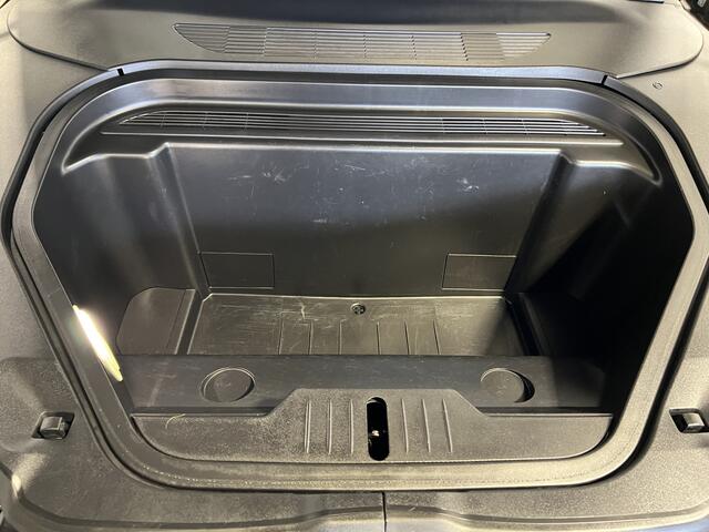 Ford MUSTANG Mach-E RWD 75 kWh | Navigatie/Android/Apple Carplay | LM Velgen 18" | Voorstoelen/Stuur/Voorruit Verwarmd | Cruise Control Adaptief | Airco |
