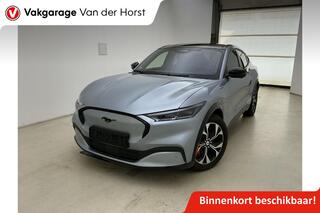 ford-mustang-mach-e-premium-awd-75-