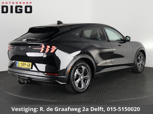 Ford MUSTANG Mach-E Extended RWD 98 kWh SOH 94% | Navigatie | Trekhaak | Stuur-& Stoelverwarming | Leder | Camera |