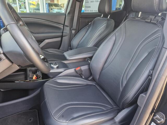 Ford MUSTANG Mach-E Extended AWD 98 kWh | maar 17435 KM! | Panoramadak | B&O | Lederen bekleding | 20 inch LMV incl rode remklauwen | Electrische achterklep | Elect.stoelverstelling + memo