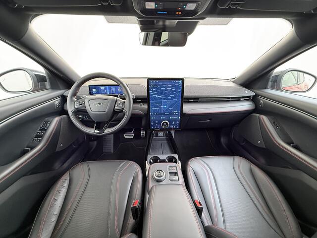 Ford MUSTANG Mach-E AWD 75kWh Trekhaak Techn.Plus Panoramadak 360°Camera Adap.Cruise B&O®-Hifi Leder+Memory Stoel+Stuurverwarming Elek.Stoelen Navi Pdc Keyless Android Auto Apple Carplay Elek.Achterklep Lmv 19" DAB Bluetooth Led 1e Eigenaar Origineel Nederlandse Auto 