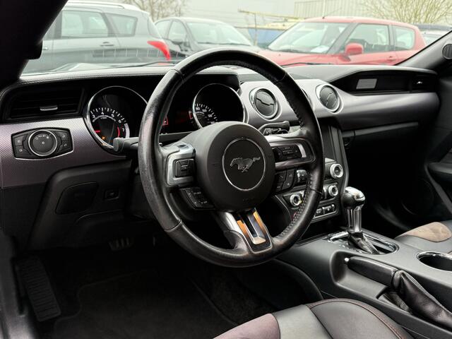 Ford MUSTANG Fastback BWJ 10-2018 | 310 PK AUTOMAAT RTR RECARO INT. | CARPLAY | CAMERA | NAVI | CLIMA | CRUISE