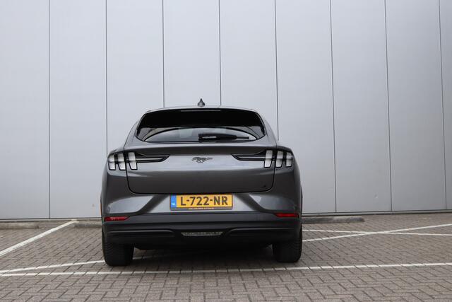 Ford MUSTANG Mach-E RWD 75 kWh | Leder | Camera 360 graden