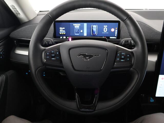 Ford MUSTANG Mach-E RWD 75 kWh SOH ACCU 93.5 %. 1e EIG 100% oh .PANORAMADAK.360 CAMERA. APPLE CARPLAY/ANDROID AUTO.