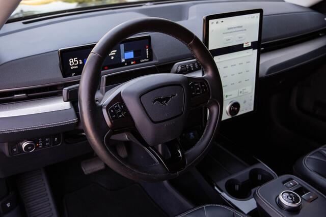 Ford MUSTANG Mach-E RWD 75 kWh , Stoel/stuurverwarming, Rondomzicht camera, Apple Carplay,