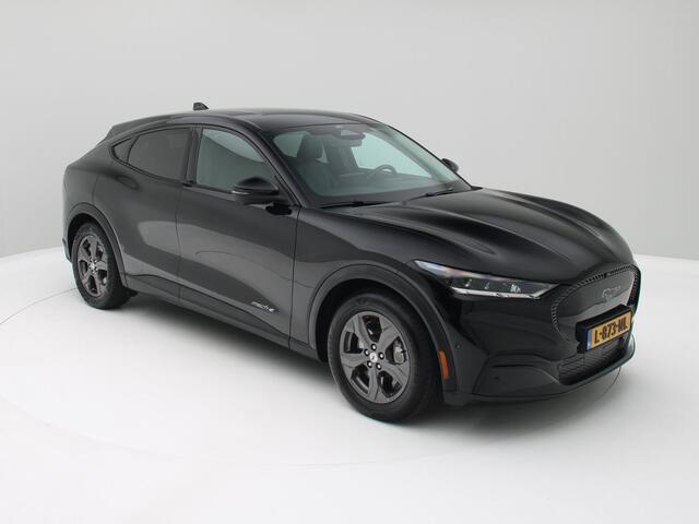 Ford MUSTANG Mach-E RWD 75 kWh Techn. Pack / SOH 97% / Leder / 360 Camera / Origineel NL