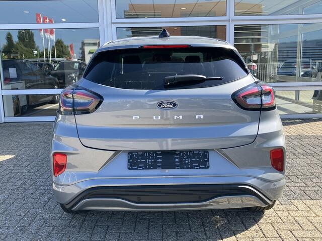 Ford PUMA Gen-E 44 kWh | Private Lease vanaf ¤484,- obv 72 mnd / 5.000 km | Navigatie | Winter Pack | Achteruitrijcamera | Adaptive Cruise Control | Climate Control