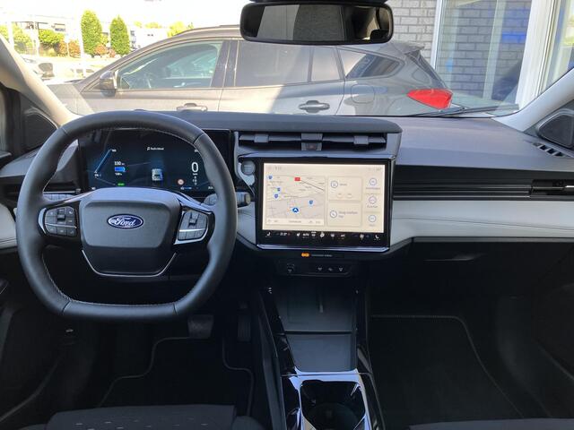Ford PUMA Gen-E 44 kWh | Private Lease vanaf ¤484,- obv 72 mnd / 5.000 km | Navigatie | Winter Pack | Achteruitrijcamera | Adaptive Cruise Control | Climate Control