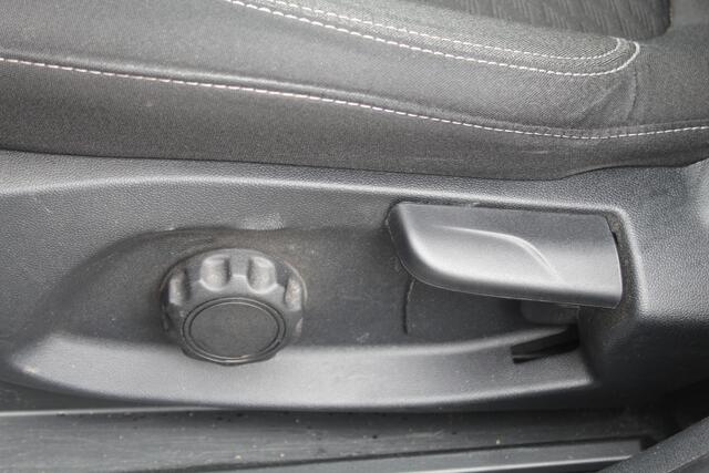 Ford PUMA 1.0 EcoBoost Hybrid Titanium