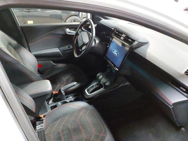 Ford PUMA 1.0 EcoBoost Hybrid ST-Line X 155pk Automaat | Panoramadak | Afneembare trekhaak | Winter Pack | Adaptive cruise control | 360 graden camera | Bang&Olufsen | Elektrsiche achterklep | Matrix LED