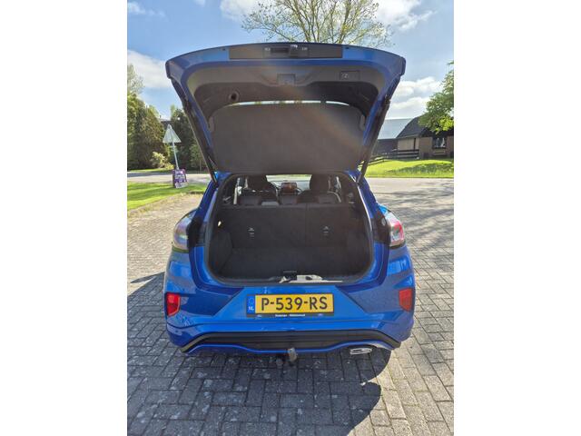 Ford PUMA 155pk ST-Line Hybrid Ecc Parkassist Camera Navigatie Elek.klep Trekhaak 18i Winter Pack