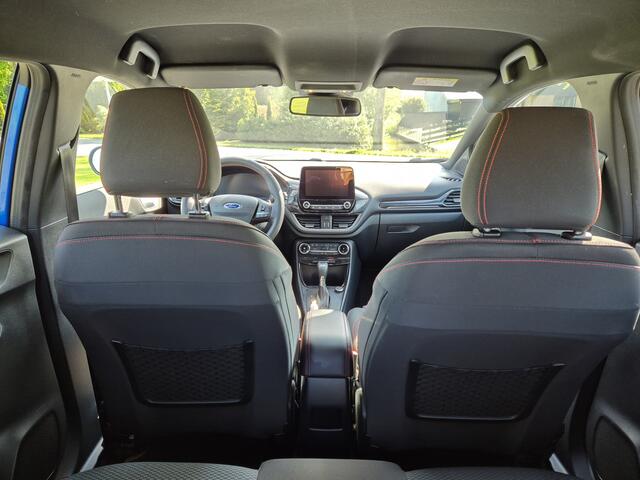 Ford PUMA 155pk ST-Line Hybrid Ecc Parkassist Camera Navigatie Elek.klep Trekhaak 18i Winter Pack