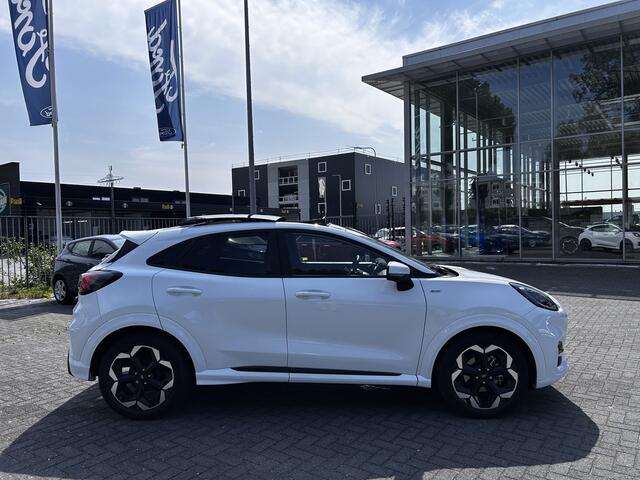 Ford PUMA EcoBoost 155PK Hybrid ST-Line X Trekhaak | Winter Pack | Pano | Adapt. Cruise | Elek. Klep | Matrix LED | Sync 4 | B&O