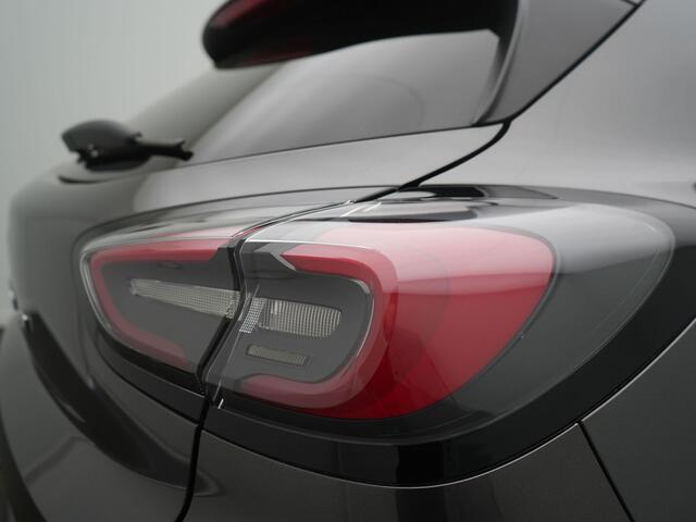 Ford PUMA 1.0 EcoBoost Hybrid Titanium X - RIJKLAARPRIJS - Navigatiesysteem - Stoel- en Stuurverwarming - Massage - Trekhaak