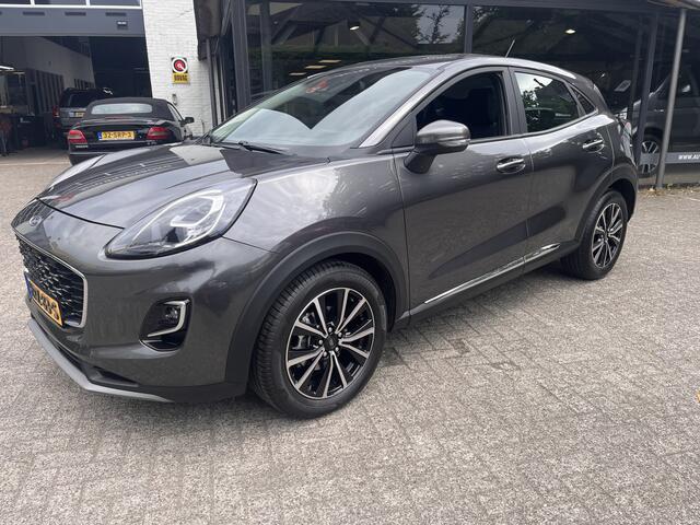 Ford PUMA 1.0 EcoBoost Hybrid Titanium
