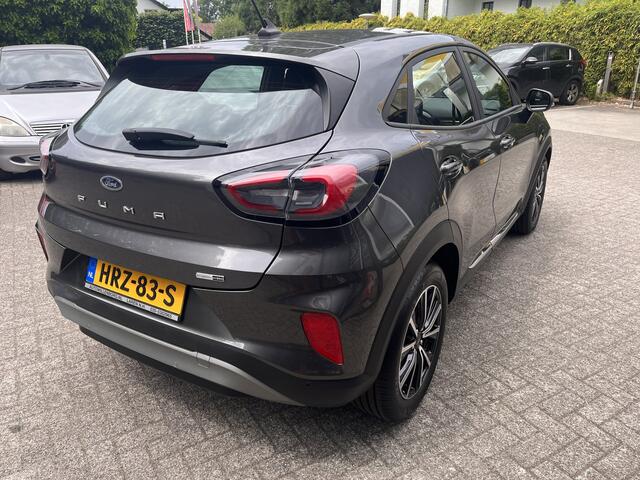 Ford PUMA 1.0 EcoBoost Hybrid Titanium