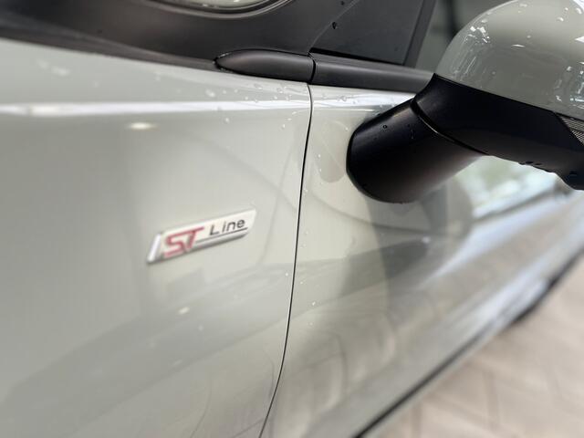 Ford PUMA EcoBoost 155PK Hybrid ST-Line X I Trekhaak | Winter Pack | Pano | Adapt. Cruise | Elek. Klep | Matrix LED | Sync 4 | B&O