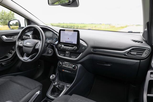 Ford PUMA EcoBoost Hybrid Titanium ? LED ? Winterpack ? Trekhaak