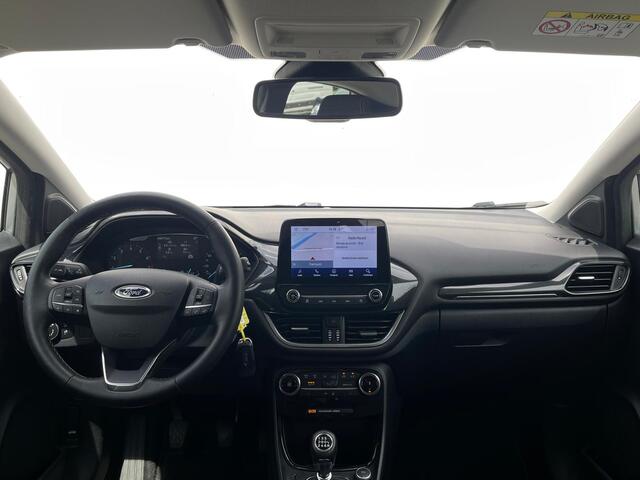 Ford PUMA EcoBoost Hybrid Titanium | Winterpack | Navigatie | Trekhaak | 100% dealer onderhouden