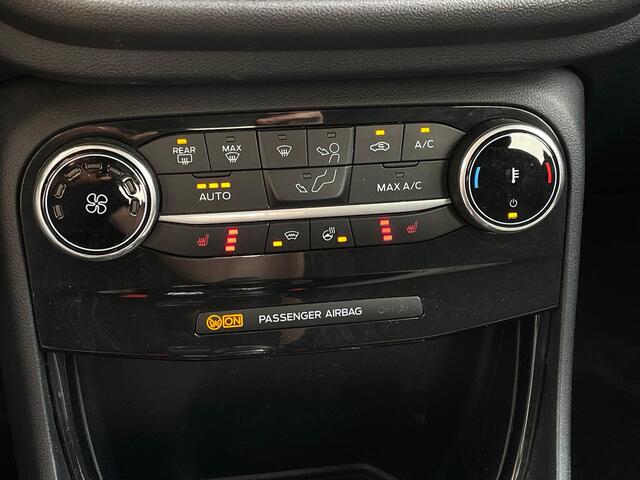 Ford PUMA EcoBoost Hybrid Titanium | Winterpack | Navigatie | Trekhaak | 100% dealer onderhouden