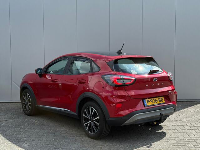 Ford PUMA 125 pk EcoBoost Hybrid Titanium | Winter pack | Comfort pack | Camera | BLIS | PDC |