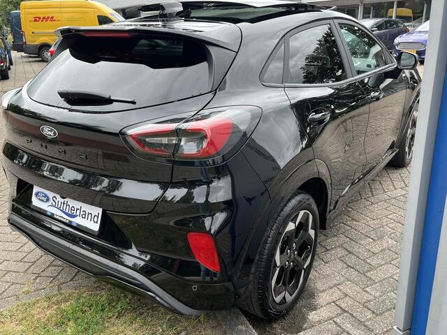 Ford PUMA 1.0 EcoBoost Hybrid ST-Line X SCI |155pk Automaat | Panoramadak | Afneembare trekhaak | Winter Pack | Adaptive cruise control | 360 graden camera | Bang&Olufsen | Elektrsiche achterklep | Matrix LED