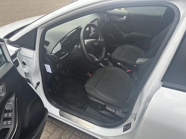 Ford PUMA 1.0 EcoBoost Hybrid Titanium | Massage | Trekhaak Afnb. | Cruise | LMV