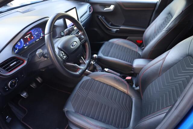 Ford PUMA 1.0 EcoBoost Hybrid ST-Line X First Edition CAMERA CARPLAY B&O HALFLEER DAB ACC ZWARTE-HEMEL 18"LMV BLIS ELEK-LAADKLEP ENZ.